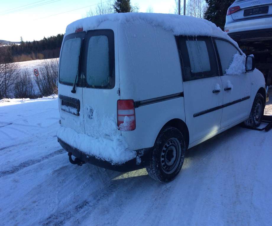 VW Caddy 2010-2015 (Type III, Fase 2) , Motorkode: CAYD, Girkassekode: 