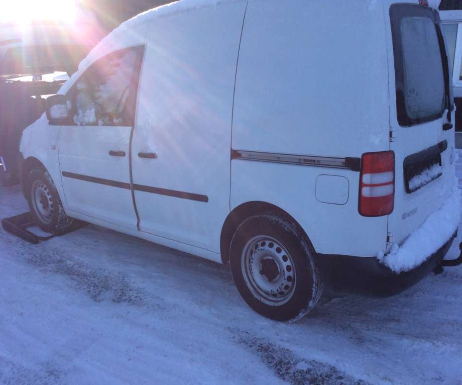 VW Caddy 2010-2015 (Type III, Fase 2) , Motorkode: CAYD, Girkassekode: 