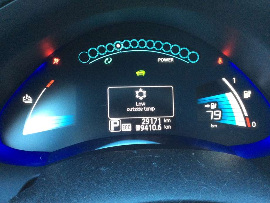 Nissan Leaf 2011-2017 (Type I) , Motorkode: EM61, Girkassekode: 