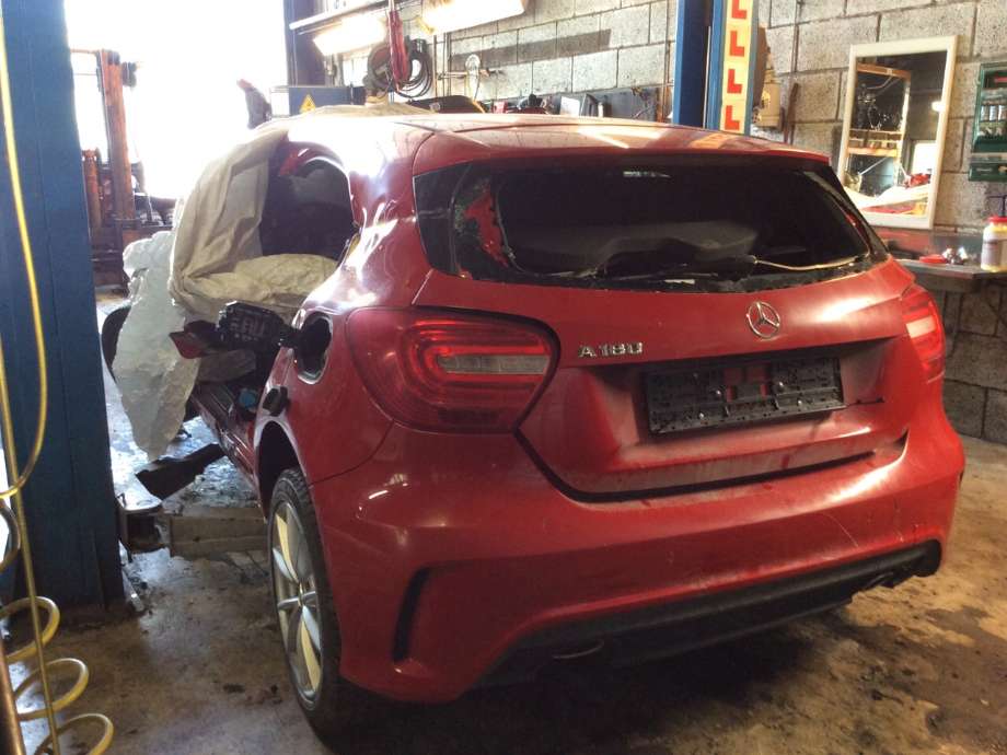Mercedes A-Klasse 2012-2018 (W176) (W176), Motorkode: M270.910, Girkassekode: 