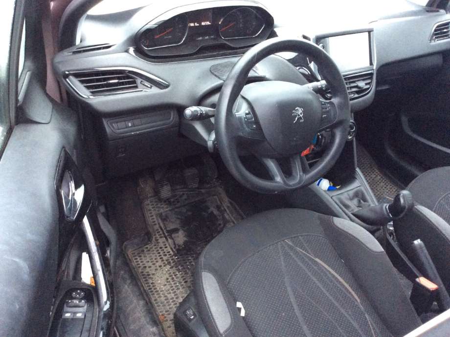 Peugeot 208 2012-2019 (Type I) , Motorkode: ZMZ, Girkassekode: 