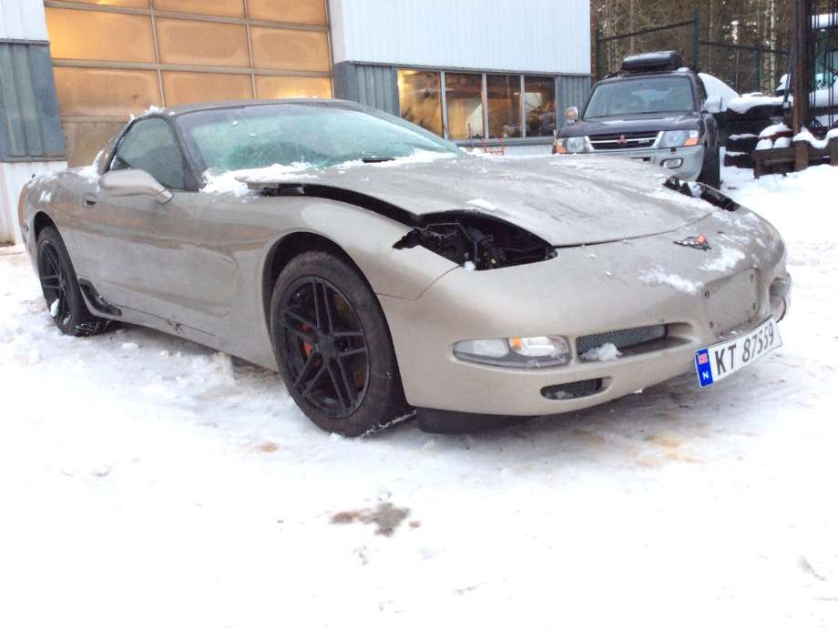 Chevrolet Corvette 1997-2004 (C5) (C5), Motorkode: G, Girkassekode: 