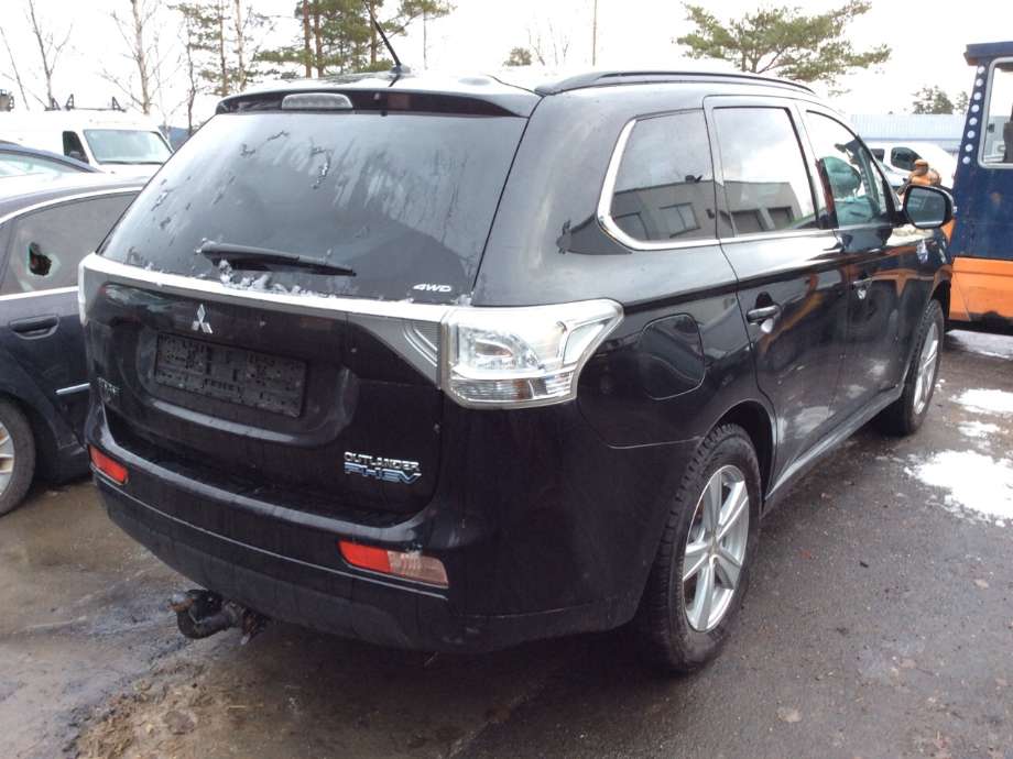 Mitsubishi Outlander 2012-2015 (Type III, Fase 1) , Motorkode: 4B11, Girkassekode: