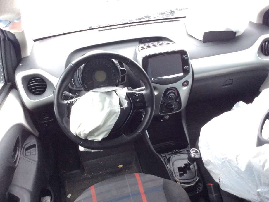 Peugeot 108 2014-->> , Motorkode: CFB, Girkassekode: 