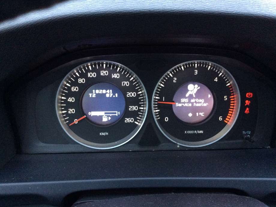 Volvo V60 2010-2013 (Type I, Fase 1) , Motorkode: D4162T, Girkassekode: 