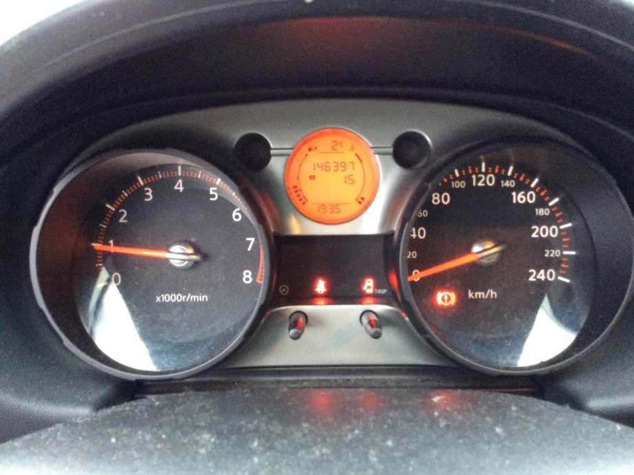 Nissan Qashqai 2007-2010 (Type I, Fase 1) , Motorkode: HR16DE, Girkassekode: 