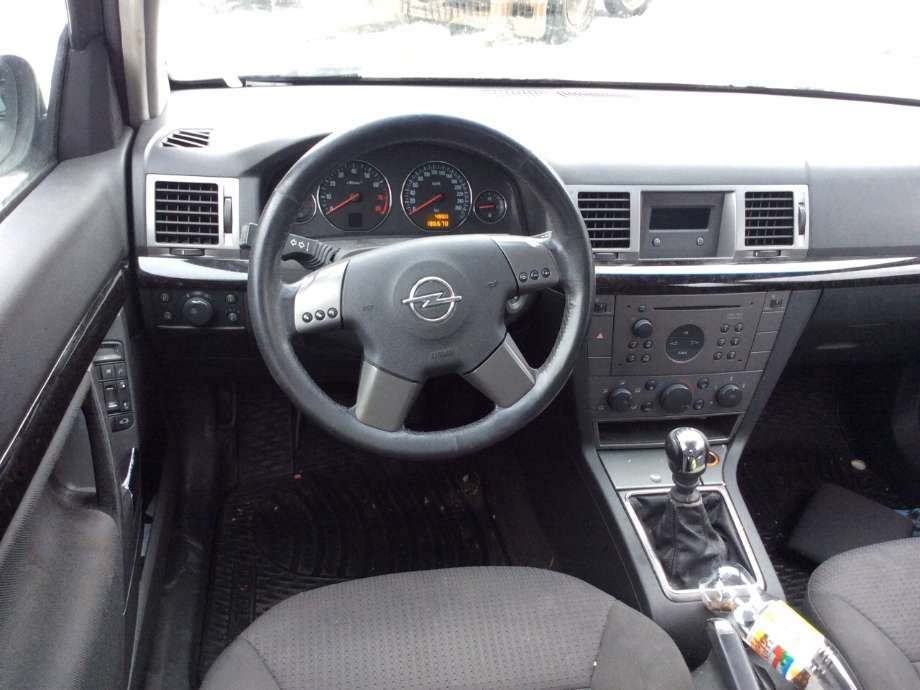 Opel Signum 2003-2006 , Motorkode: Z18XE, Girkassekode: 