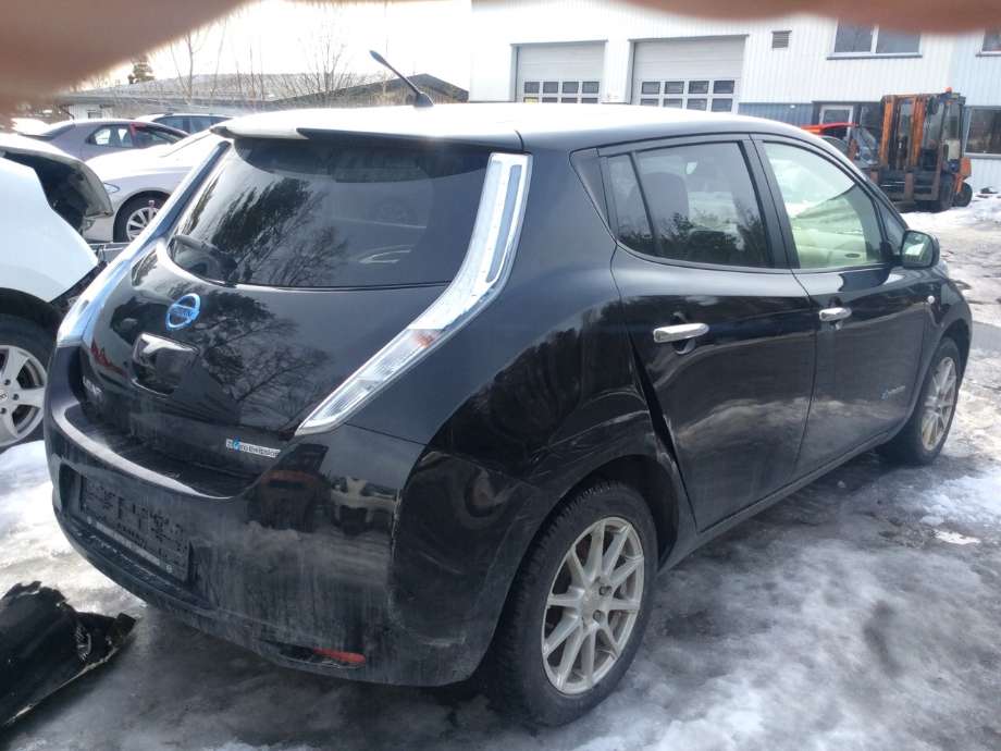 Nissan Leaf 2011-2017 (Type I) , Motorkode: EM61, Girkassekode: