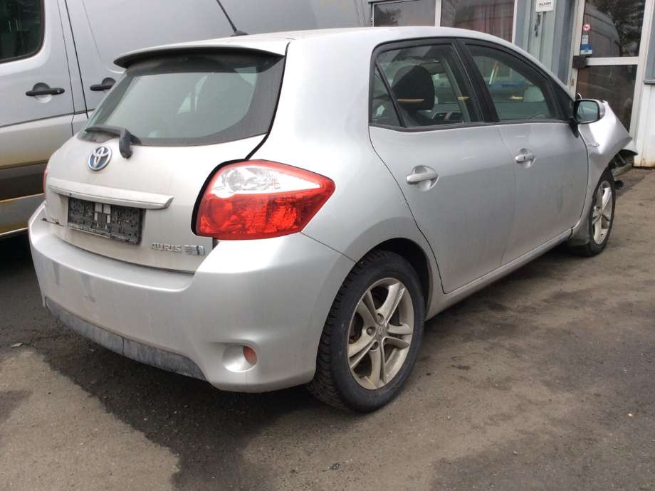 Toyota Auris 2010-2012 (Type I, Fase 2) , Motorkode: 2ZR-FXE, Girkassekode: 