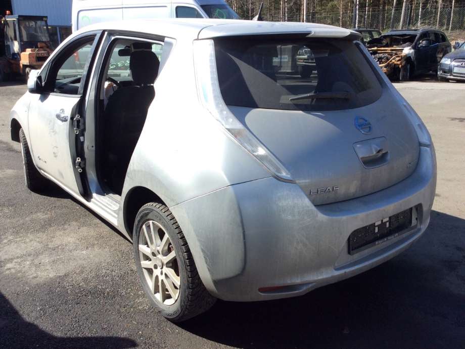 Nissan Leaf 2011-2017 (Type I) , Motorkode: EM61, Girkassekode: 