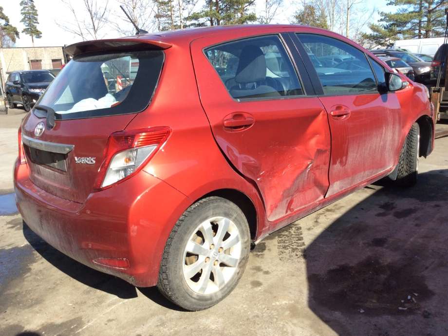 Toyota Yaris 2012-2014 (Type III, Fase 1) , Motorkode: 1NR-FE, Girkassekode: 