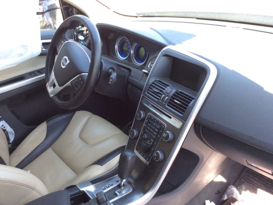 Volvo XC60 2008-2013 (Type I, Fase 1) , Motorkode: D5244T16, Girkassekode: