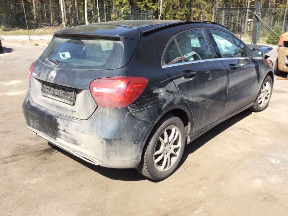 Mercedes A-Klasse 2012-2018 (W176) (W176), Motorkode: M270.910, Girkassekode: 
