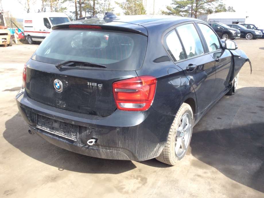 BMW 1-Serie 2011-2015 (Fase 1) (F20/F21) (F20/F21), Motorkode: N47-D20C, Girkassekode: 