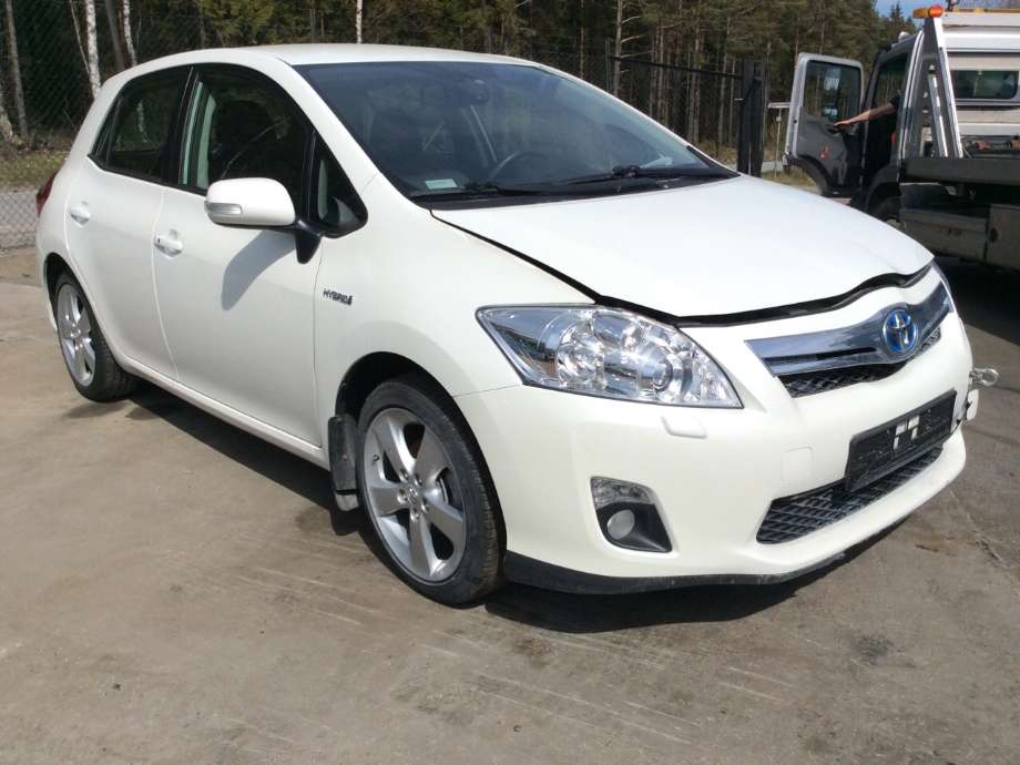 Toyota Auris 2010-2012 (Type I, Fase 2) , Motorkode: 2ZR-FXE, Girkassekode: