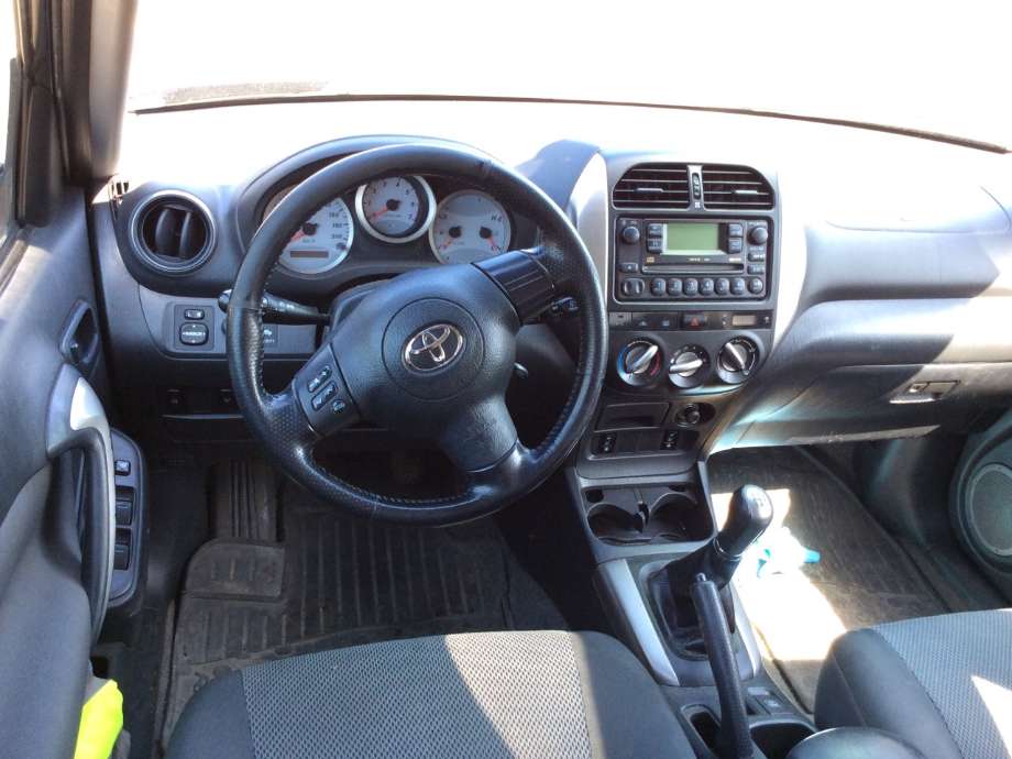 Toyota RAV4 2000-2006 (Type II) , Motorkode: 1CD-FTV, Girkassekode: 