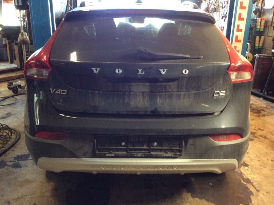 Volvo V40 2012-2019 , Motorkode: D4204T8, Girkassekode: 1285202 / TF-71SC