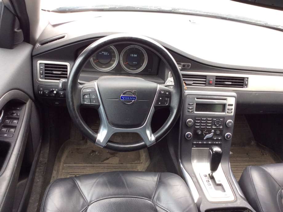 Volvo V70 2007-2013 (Type III, Fase 1) , Motorkode: D5204T2, Girkassekode: 