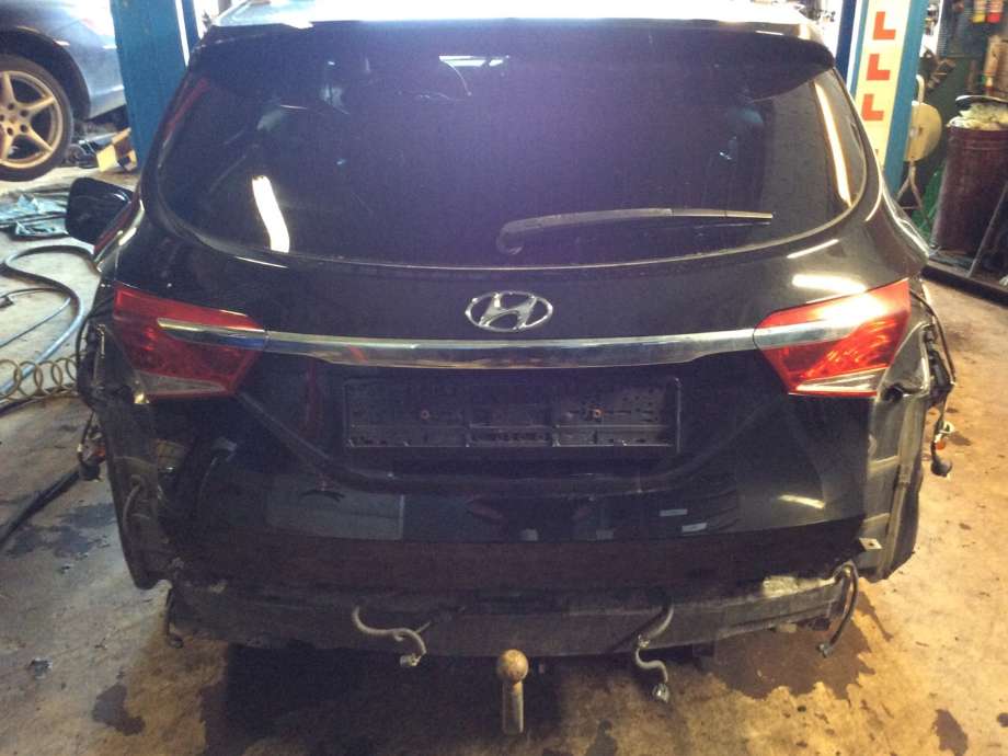 Hyundai i40 2012-2017 , Motorkode: D4FD, Girkassekode: 