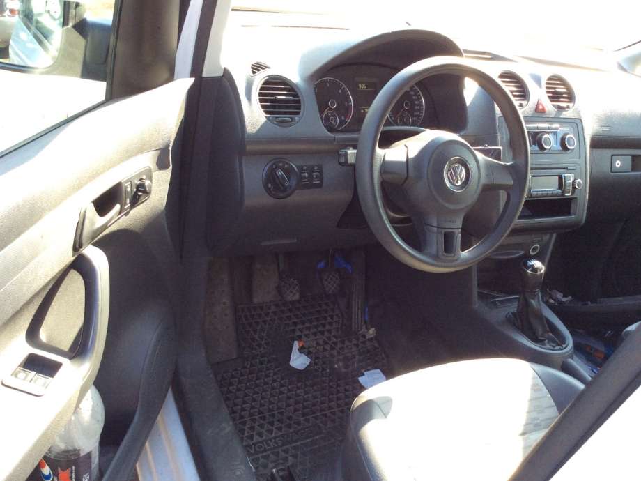 VW Caddy 2010-2015 (Type III, Fase 2) , Motorkode: CAYE, Girkassekode: 