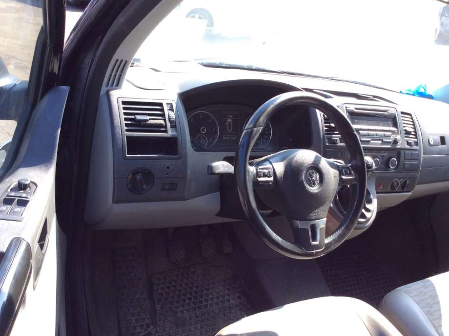 VW Transporter / Caravelle 2009-2015 (Fase 2) (T5) (T5), Motorkode: CAAB, Girkassekode: 