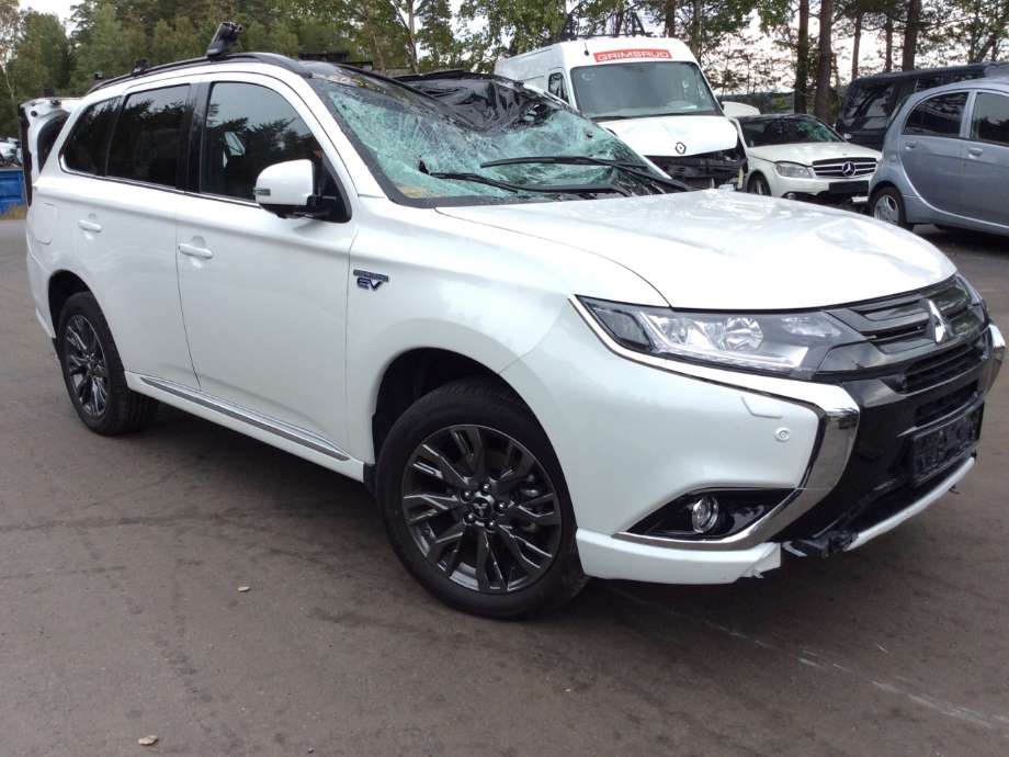 Mitsubishi Outlander 2015-->> (Type III, Fase 2) , Motorkode: , Girkassekode: 