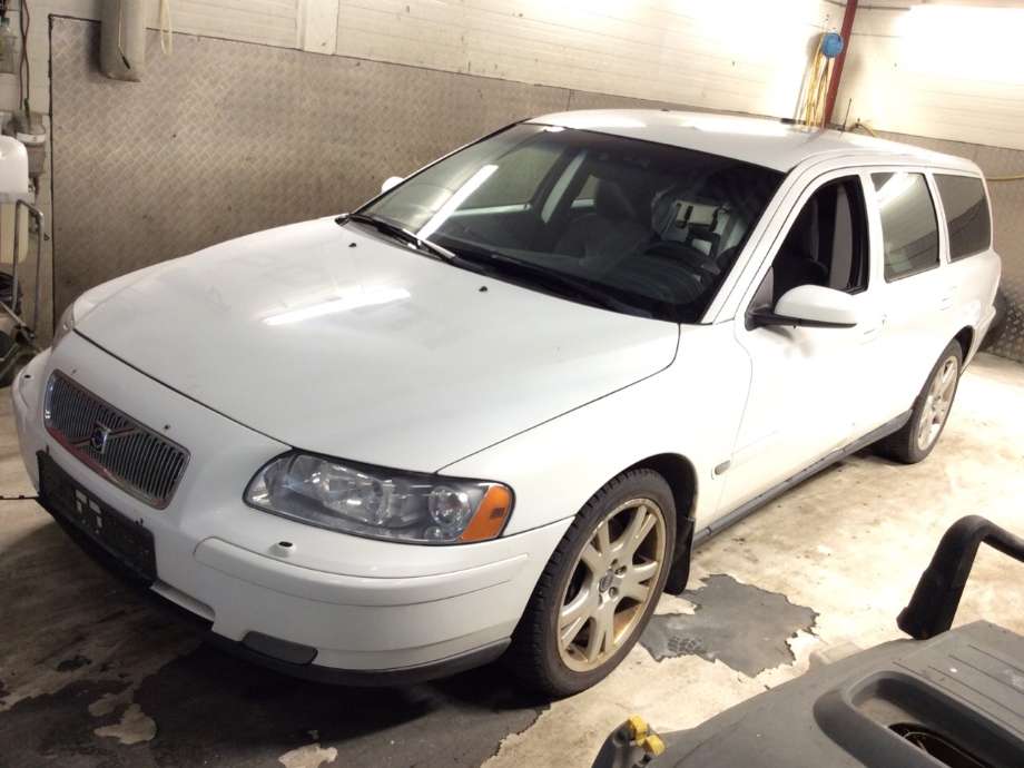 Volvo V70 2005-2007 (Type II, Fase 2) , Motorkode: B5204T5, Girkassekode: 