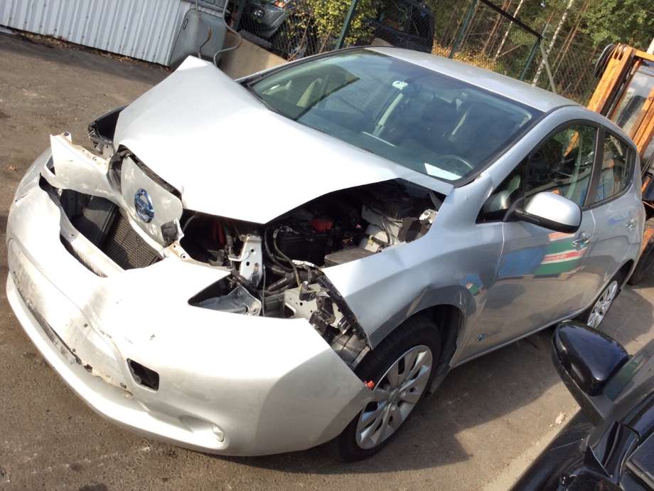 Nissan Leaf 2011-2017 (Type I) , Motorkode: EM57 ELECTRIC MOTOR, Girkassekode: