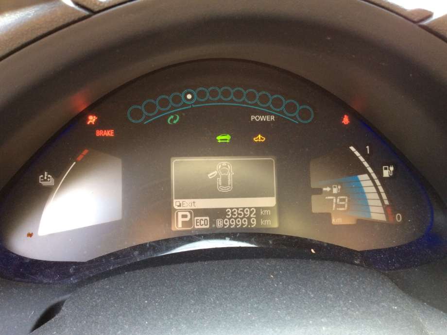 Nissan Leaf 2011-2017 (Type I) , Motorkode: EM57 ELECTRIC MOTOR, Girkassekode: