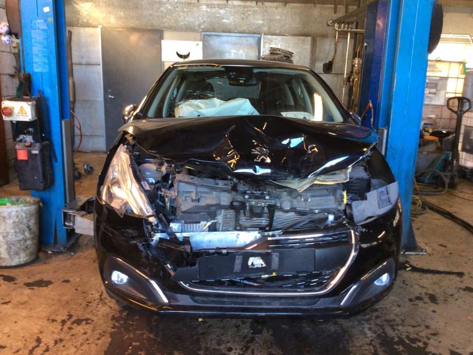 Peugeot 208 2012-2019 (Type I) , Motorkode: , Girkassekode: