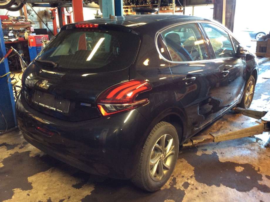 Peugeot 208 2012-2019 (Type I) , Motorkode: , Girkassekode: