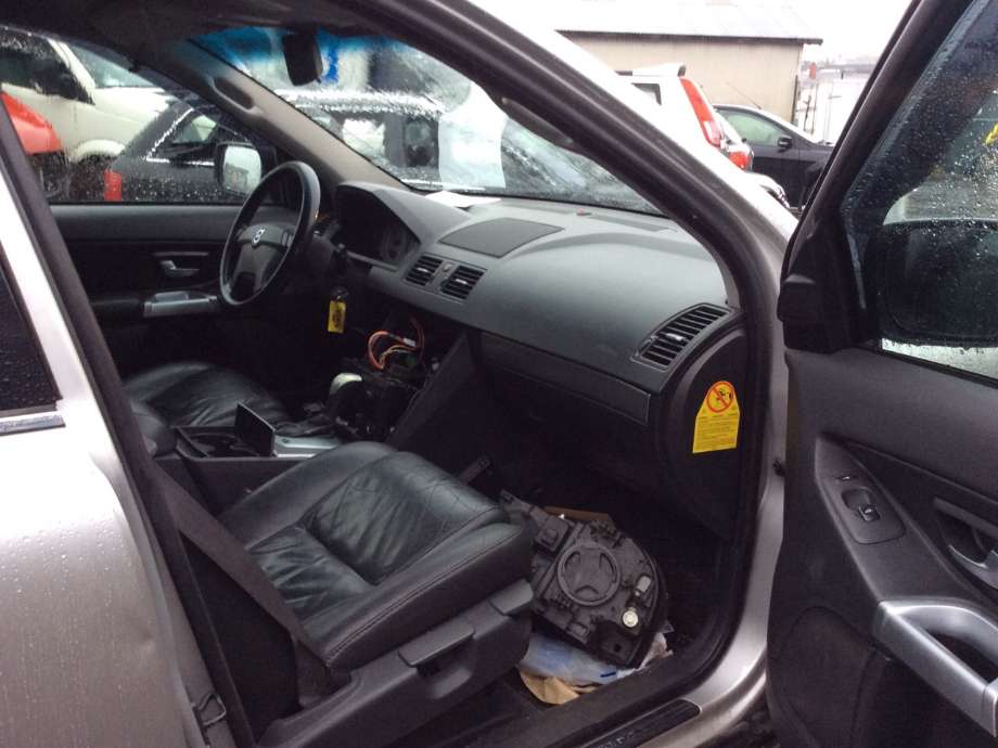 Volvo XC90 2002-2006 (Type I, Fase 1) , Motorkode: D5244T, Girkassekode: 