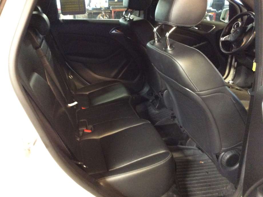 Mercedes B-Klasse 2011-2018 (W246) delebil , Motorkode: OM607.951, Girkassekode: 