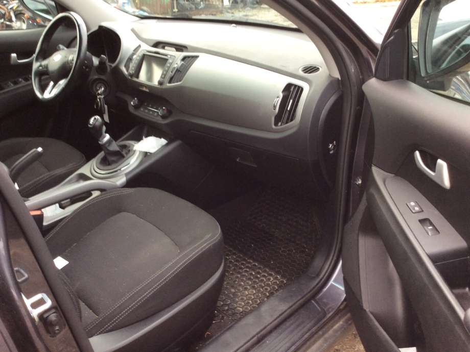 Kia Sportage 2010-2016 (Type III) , Motorkode: G4FD, Girkassekode: