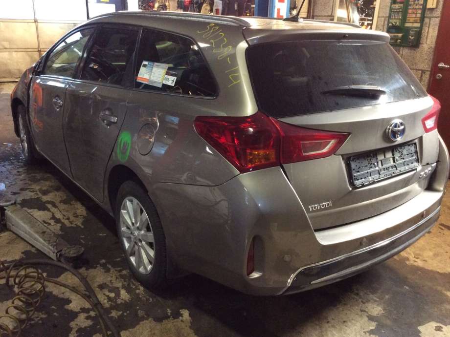 Toyota Auris 2013-2015 (Type II, Fase 1) , Motorkode: 2ZR-FXE, Girkassekode: