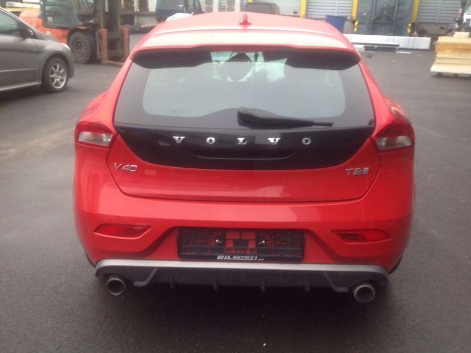Volvo V40 2012-2019 , Motorkode: B4154T5, Girkassekode: AW TF-71SC