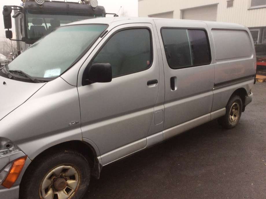 Toyota Hiace 2001-2006 (Fase 2) , Motorkode: 2KD-FTV, Girkassekode: