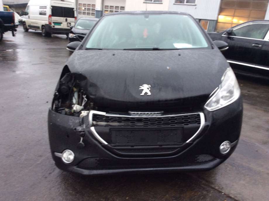 Peugeot 208 2012-2019 (Type I) , Motorkode: HMZ, Girkassekode: 