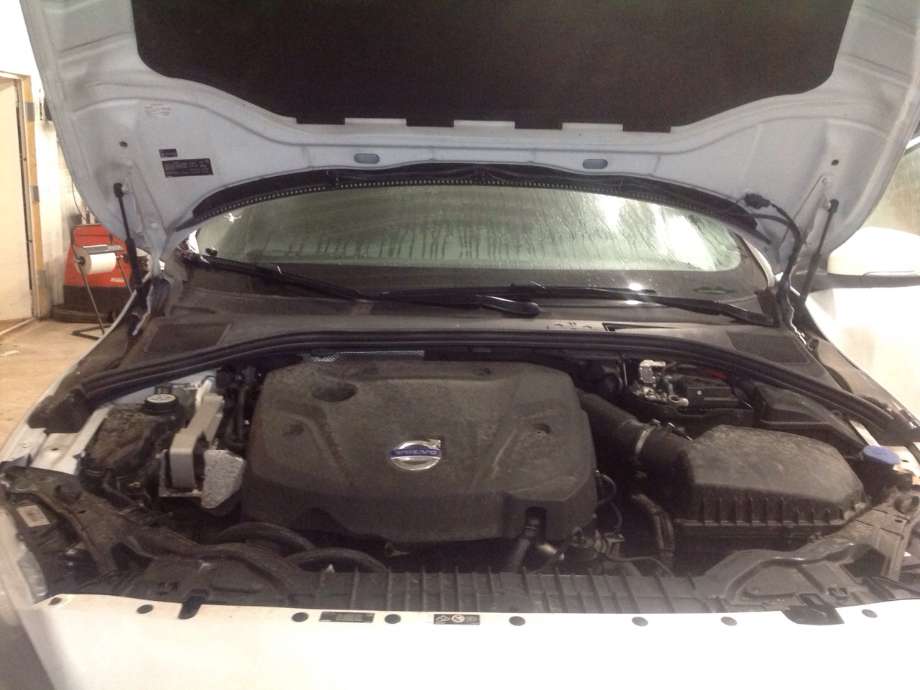 Volvo V60/V60 CC 2013-2018 (Type I, Fase 2) , Motorkode: D4204T5, Girkassekode: 