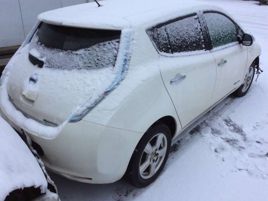 Nissan Leaf 2011-2017 (Type I) , Motorkode: EM61, Girkassekode: 