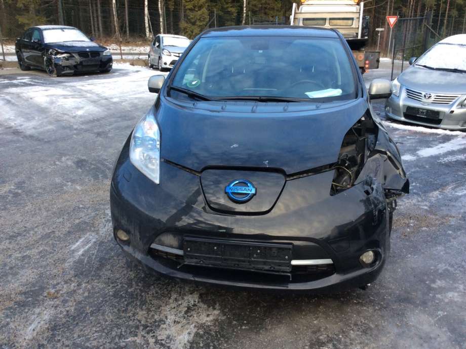 Nissan Leaf 2011-2017 (Type I) , Motorkode: EM61, Girkassekode: 