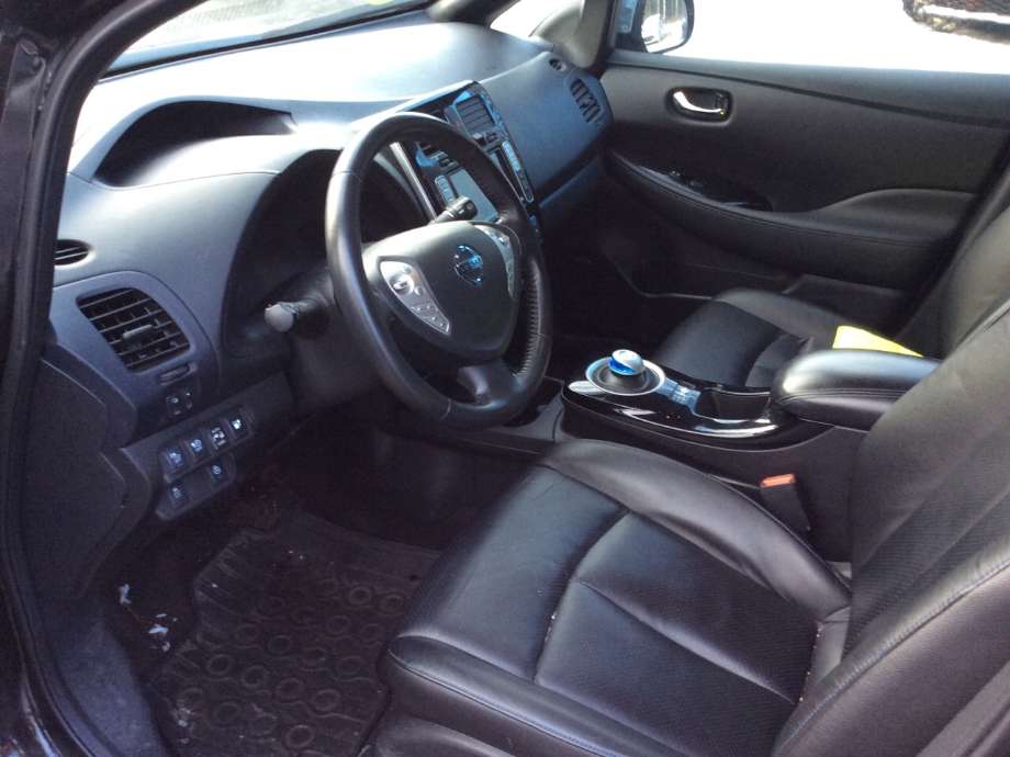 Nissan Leaf 2011-2017 (Type I) , Motorkode: EM61, Girkassekode: 