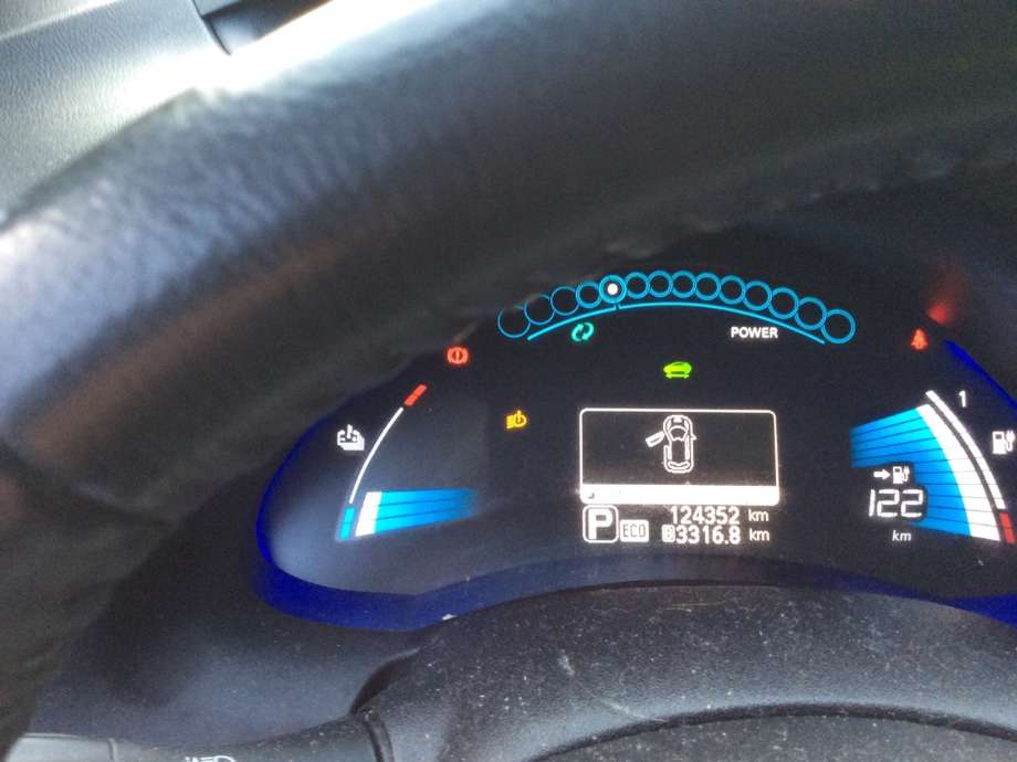 Nissan Leaf 2011-2017 (Type I) , Motorkode: EM61, Girkassekode: 