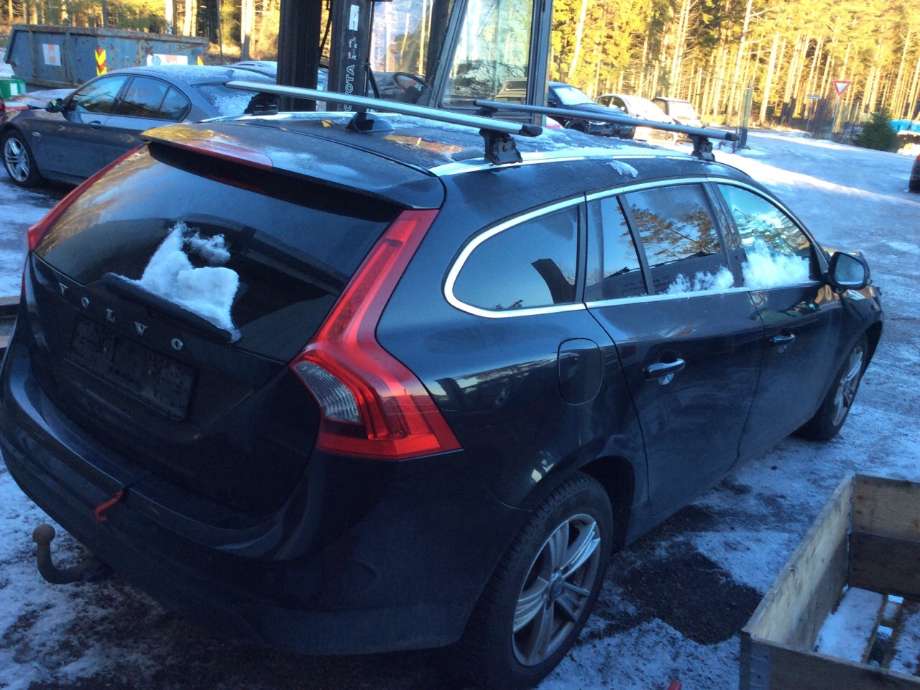 Volvo V60 2010-2013 (Type I, Fase 1) , Motorkode: D5204T2, Girkassekode:
