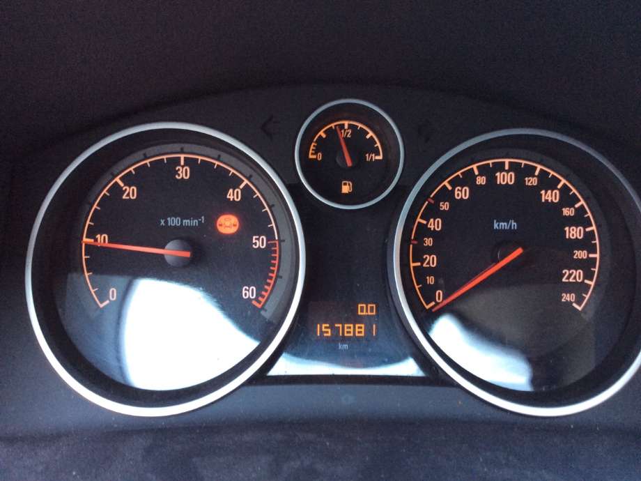 Opel Astra H 2004-2009 , Motorkode: Z13DTH, Girkassekode: 