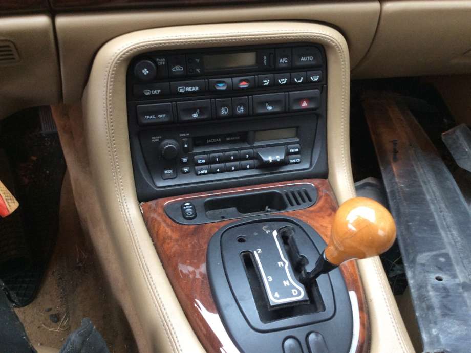 Jaguar XK8/XKR 1996-2005 , Motorkode: CE, Girkassekode: 