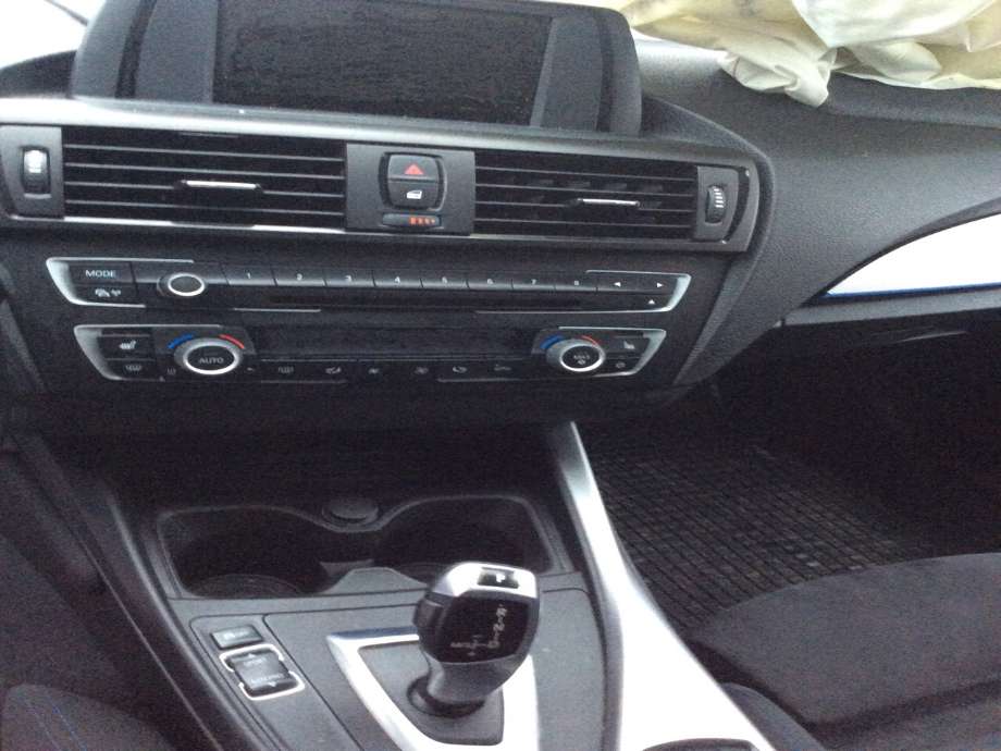 BMW 1-Serie 2011-2015 (Fase 1) (F20/F21) (F20/F21), Motorkode: N47-D20C, Girkassekode: 