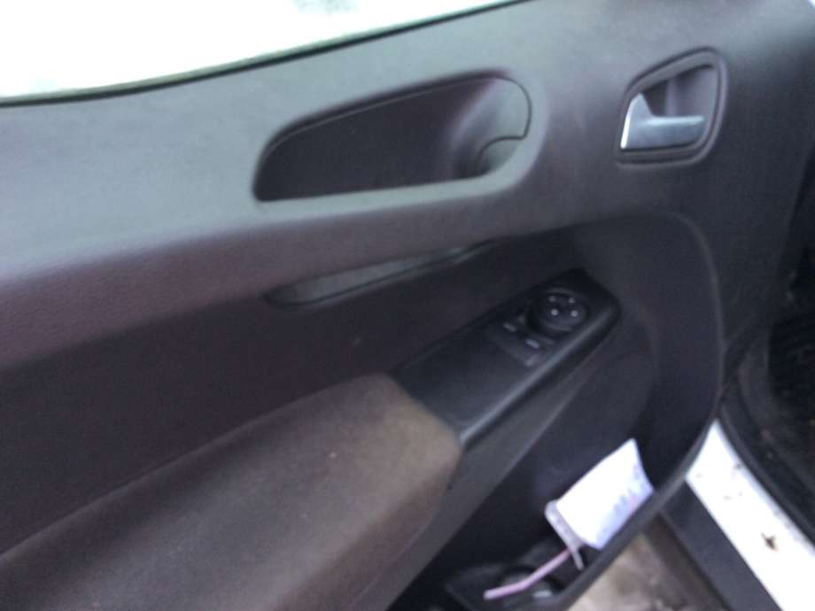 Ford Transit Courier 2014-2018 (Type I, Fase 1) , Motorkode: UGCA;UGCB, Girkassekode: 