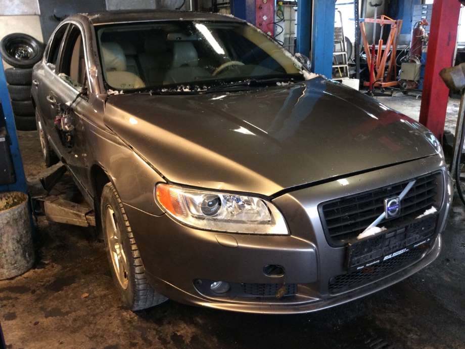 Volvo S80 2006-2013 (Type II, Fase 1) , Motorkode: D5244T4, Girkassekode: 
