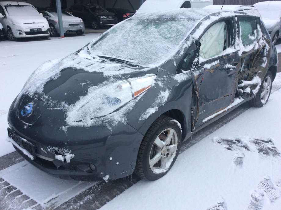 Nissan Leaf 2011-2017 (Type I) , Motorkode: EM61, Girkassekode: